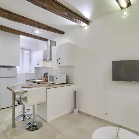 Apartment Superb Flat Near The In Antibes